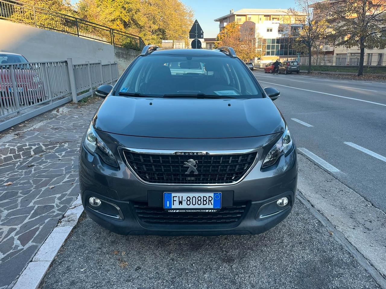 PEUGEOT 2008 1,6 HDI 102 CV S&S BLACK MATT 5P