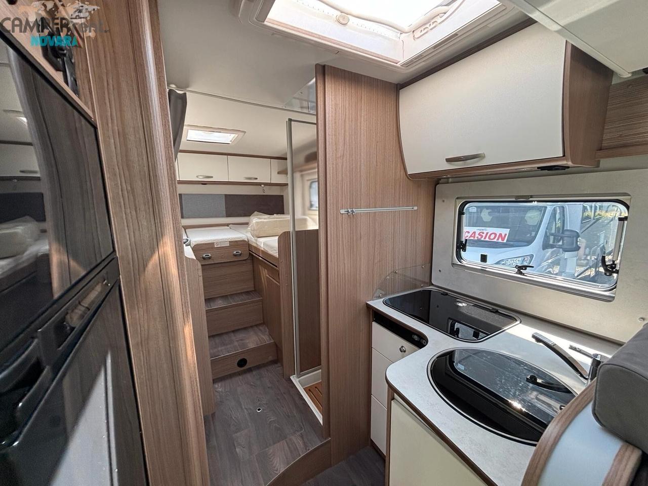 CARADO T447 EDITION 5 BY HYMER - SEMINTEGRALE CON LETTI GEMELLI IN CODA ED AMPIO GARAGE