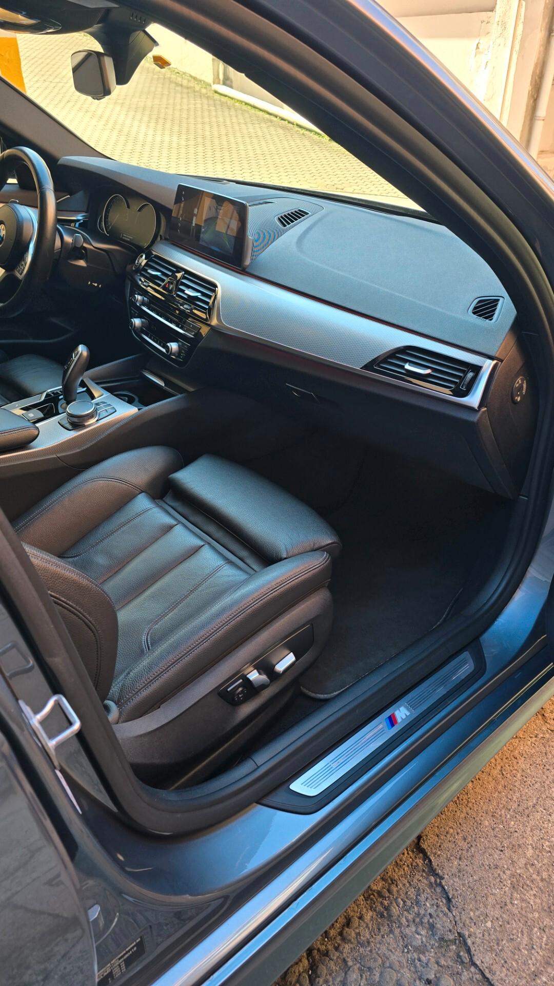 Bmw 520 530d x drive Touring Msport