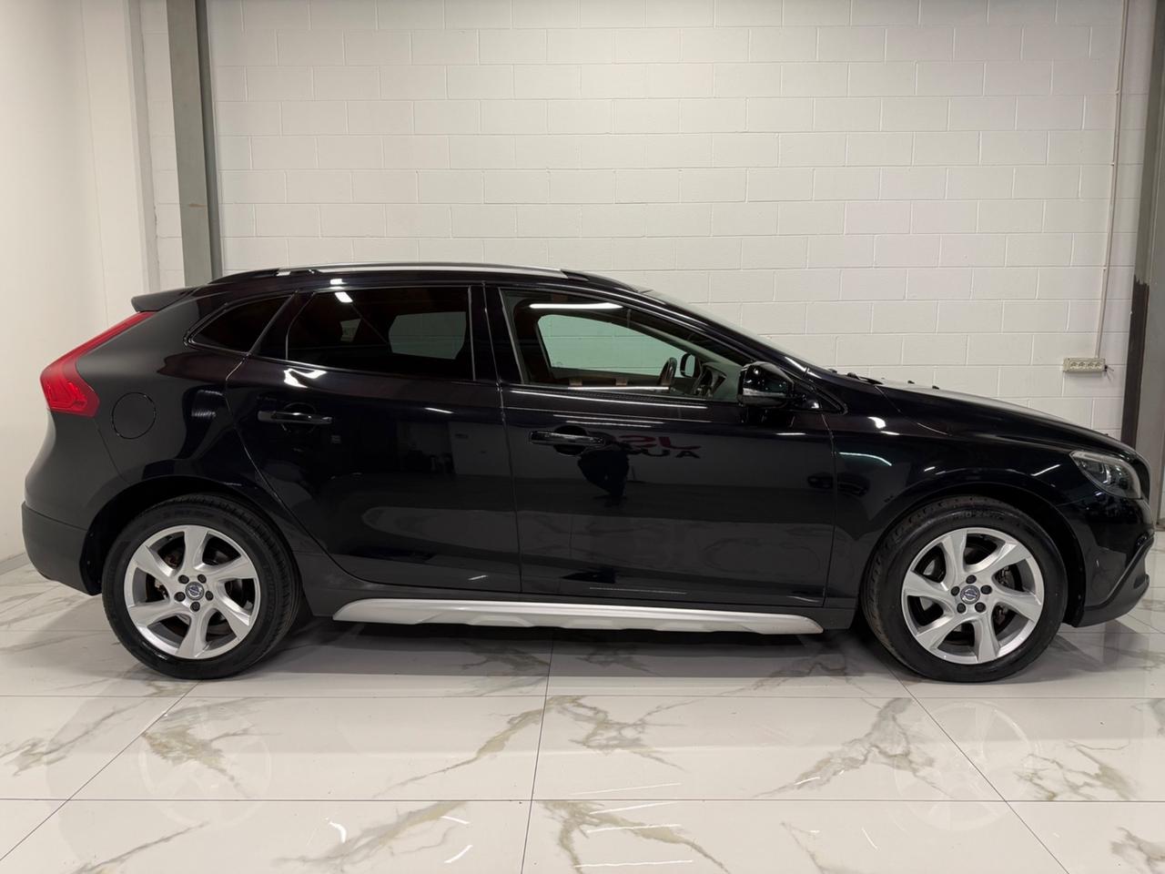 Volvo V40 Cross Country D2 1.6 Powershift Summum
