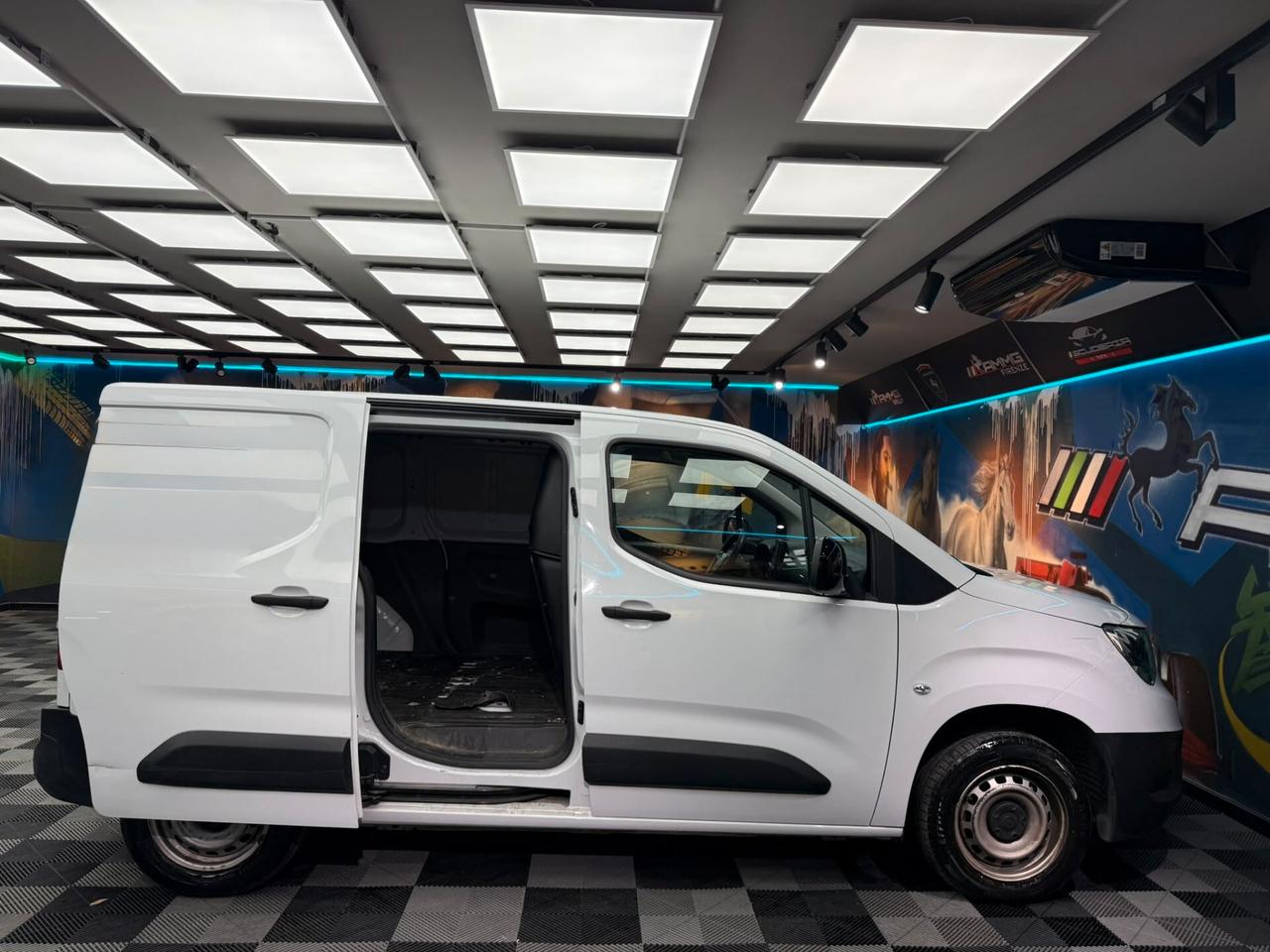 Opel Combo cargo 1.5d 100cv S&S (031)