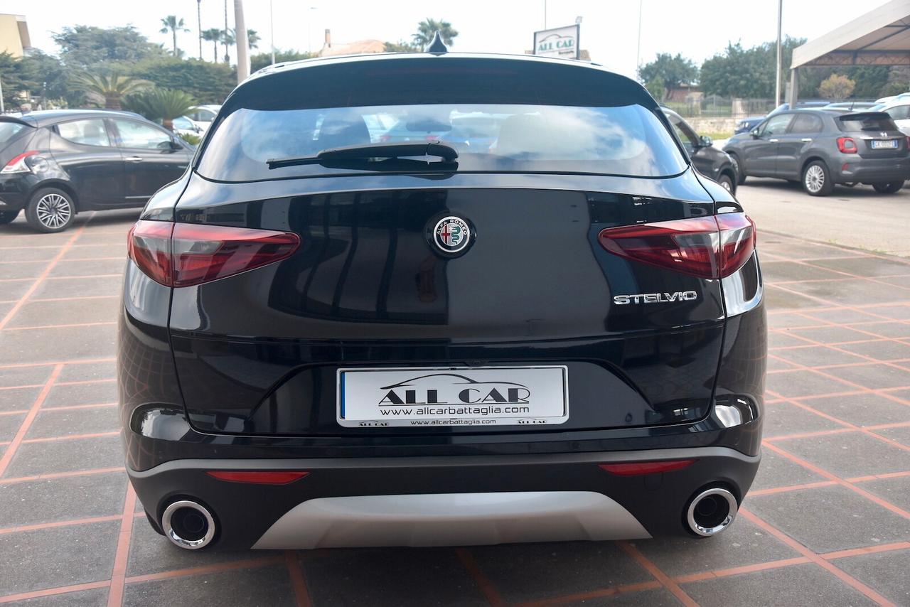 Alfa Romeo Stelvio 2.2 Turbodiesel 160cv AT8 Super