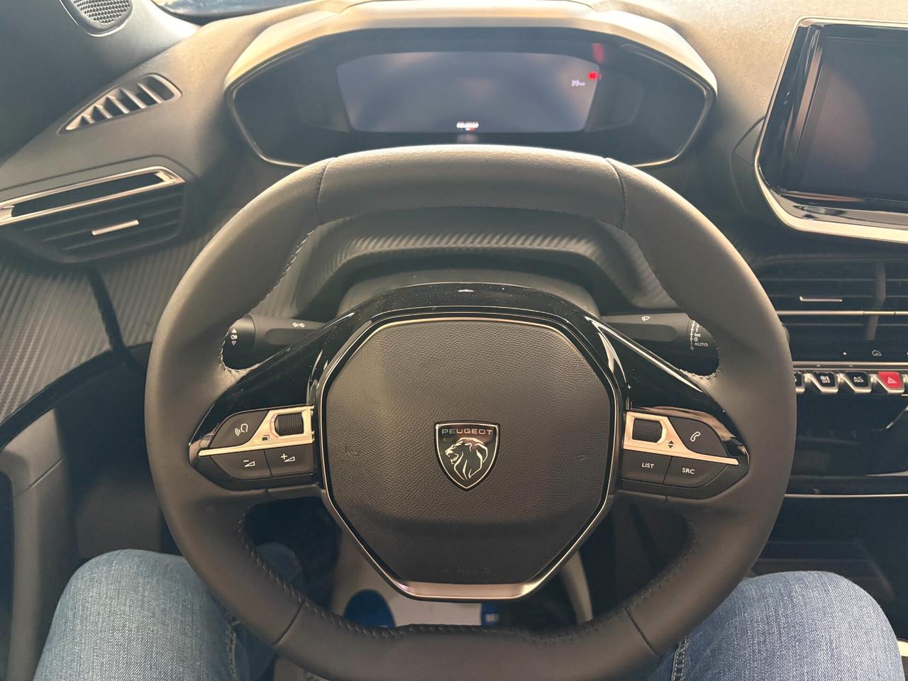 Peugeot 2008 Allure 1.2 bz 100cv - KMO
