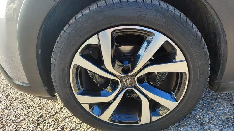 Citroën C3 BlueHDi 100 S&S Shine Pack