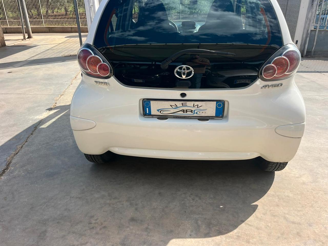 Toyota Aygo 1.0 12V VVT-i 5 porte Lounge