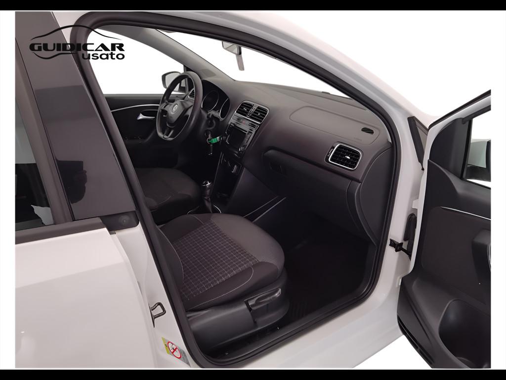 VOLKSWAGEN Polo V 2014 - Polo 5p 1.0 mpi Comfortline 75cv