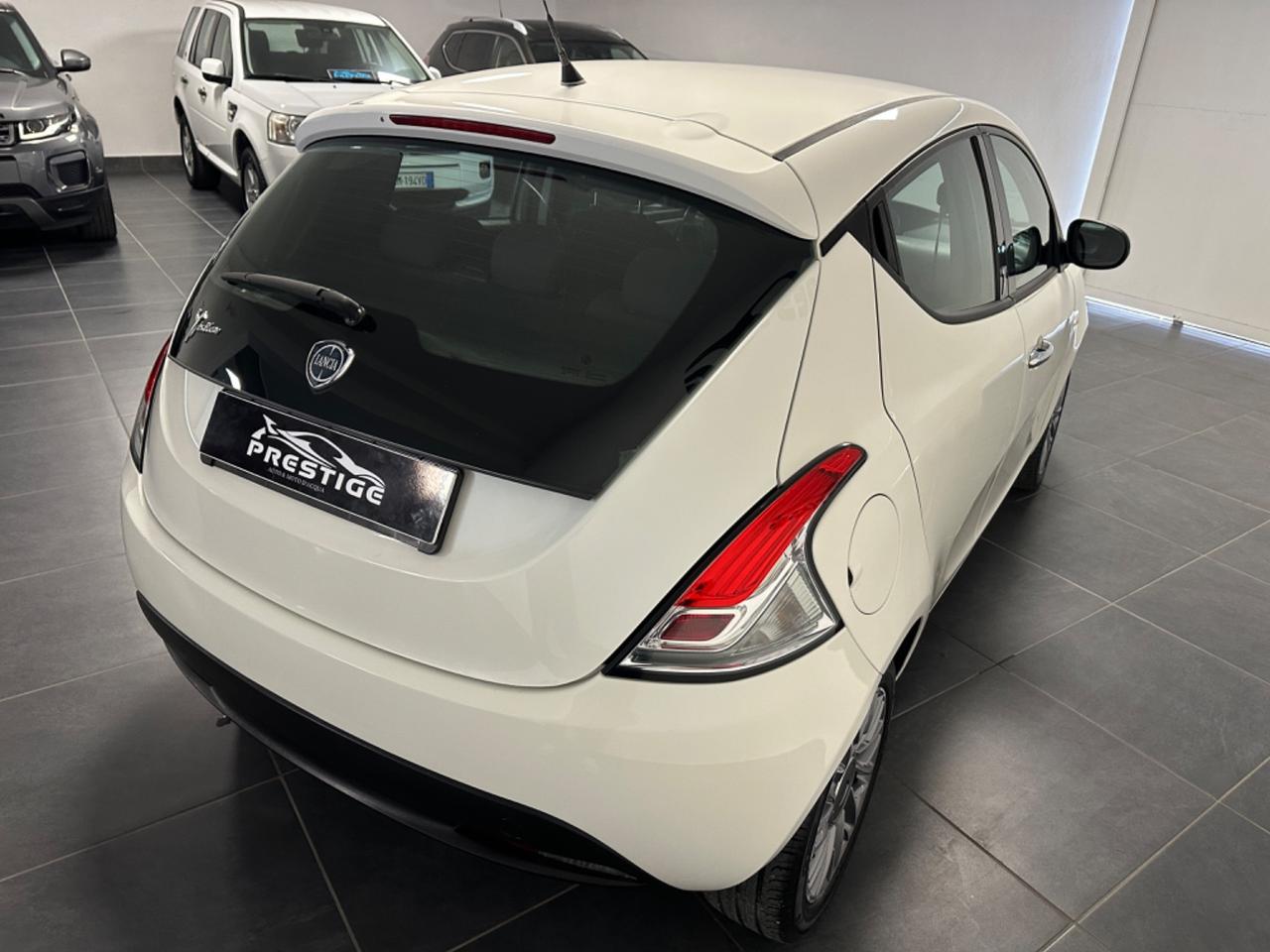 LANCIA YPSILON 0.9 NEOPATENTATI 86CV AUTOMATICA UNIPRO