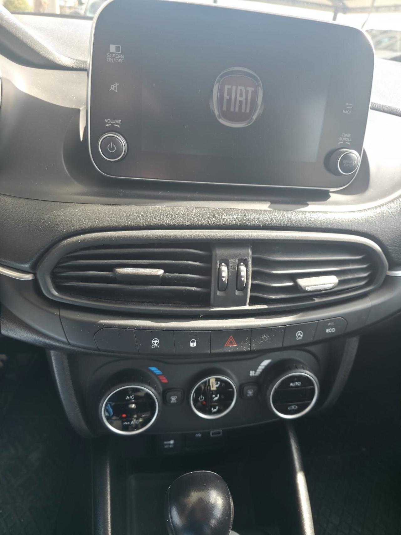 Fiat Tipo 1.6 Mjt S&S SW Lounge