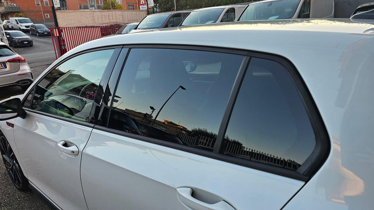 Volkswagen Golf GTI 2.0 245CV TSI DSG IQ LIGHT 19' LED PERLA