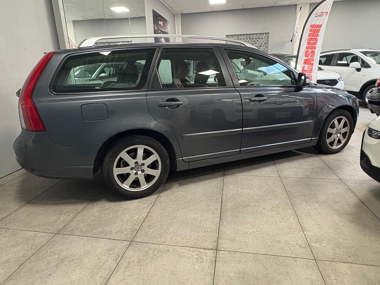Volvo V50 D2 POLAR 116CV Manuale