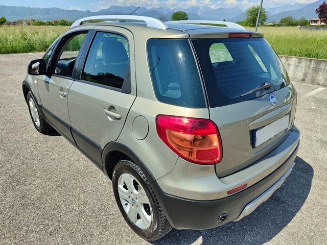 FIAT Sedici 1.6 BENZ./ G.P.L. 4x4 Emotion