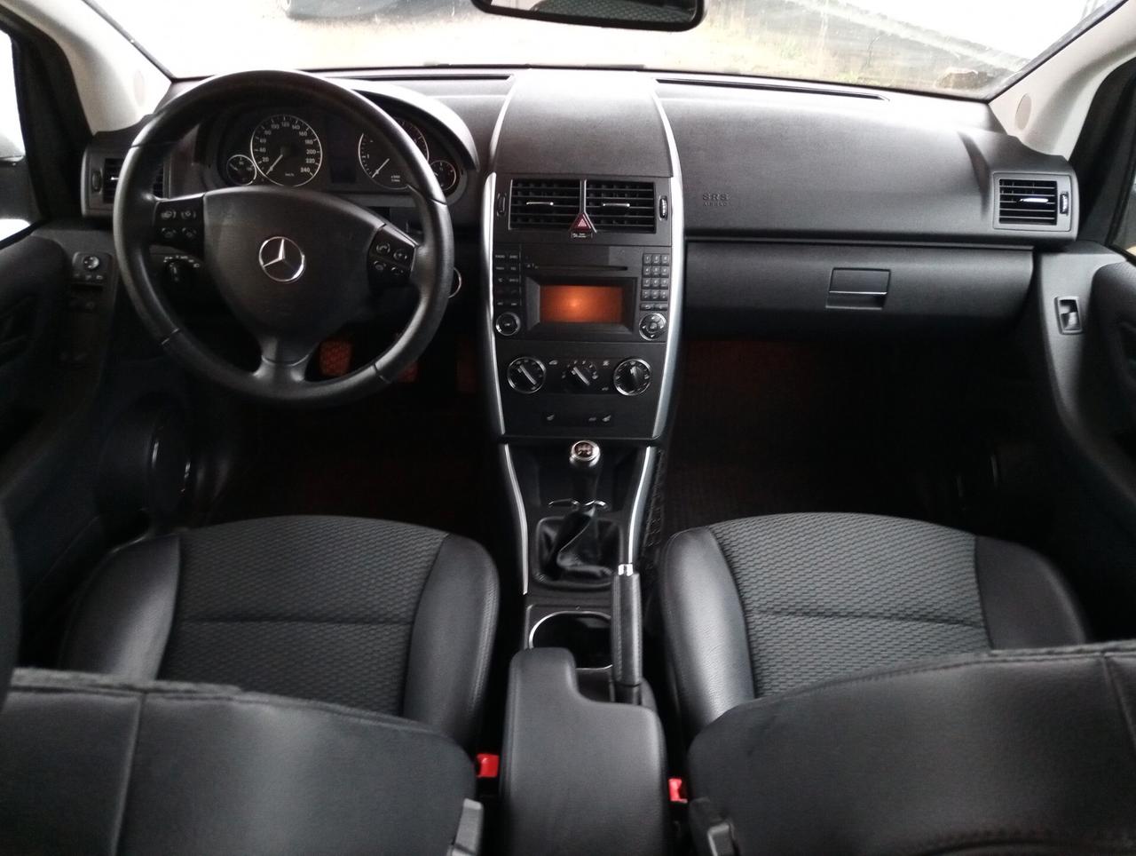 Mercedes-benz A 160 A 160 BlueEFFICIENCY Avantgarde