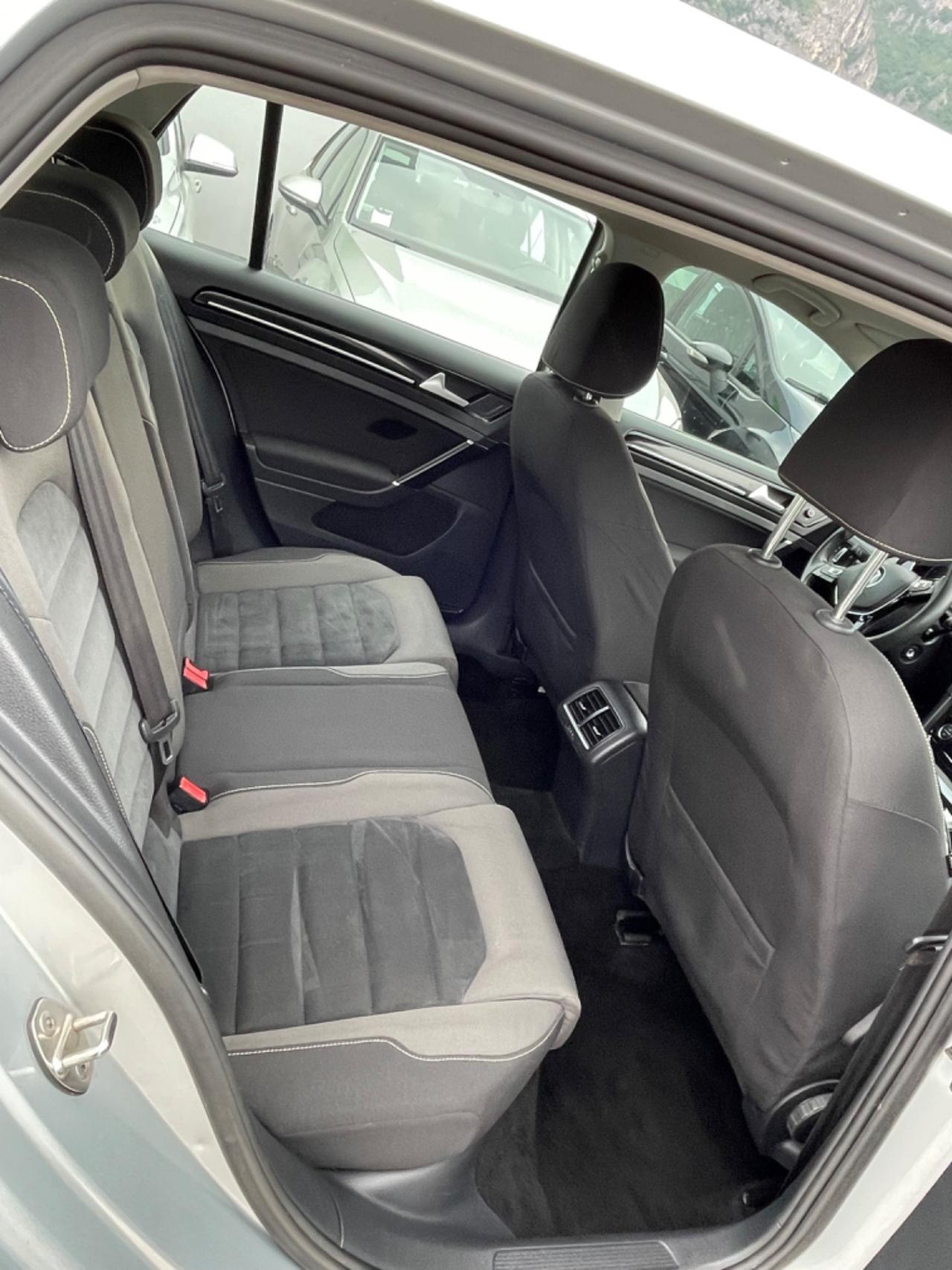 Volkswagen Golf 1.6 TDI 5p. Highline BlueMotion Technology