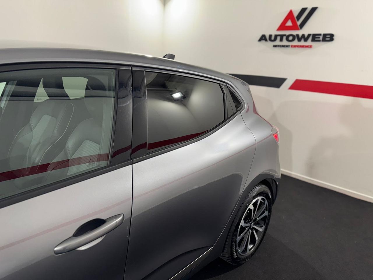 Renault Clio TCe 90 CV 5 porte Techno* NEOPATENTATI*