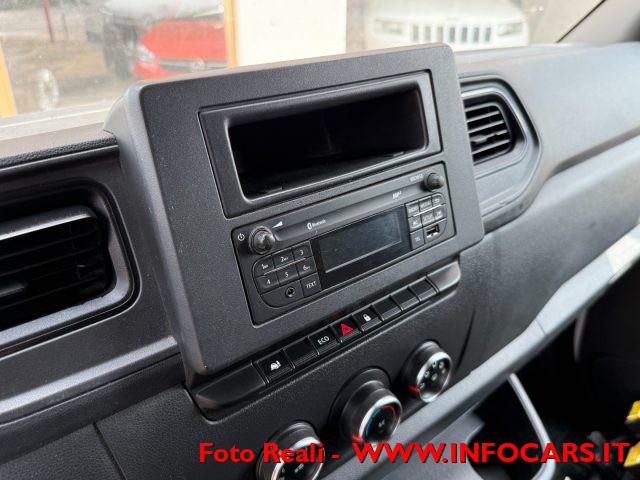 RENAULT Master T35 2.3 dCi 135 CV PASSO LUNGO