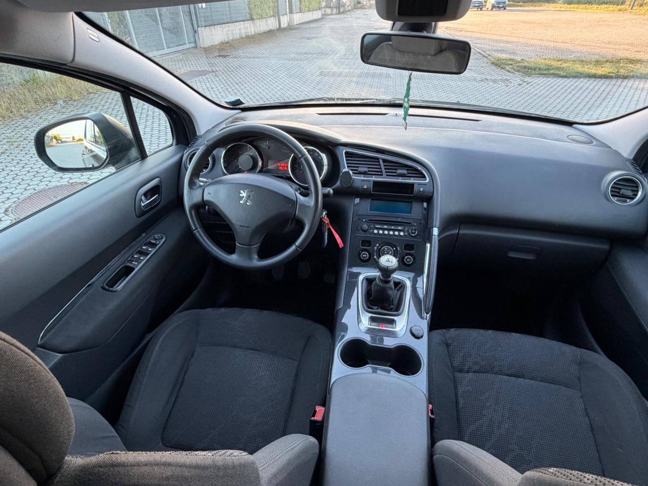 Peugeot 3008 1.6 HDi 112CV Active
