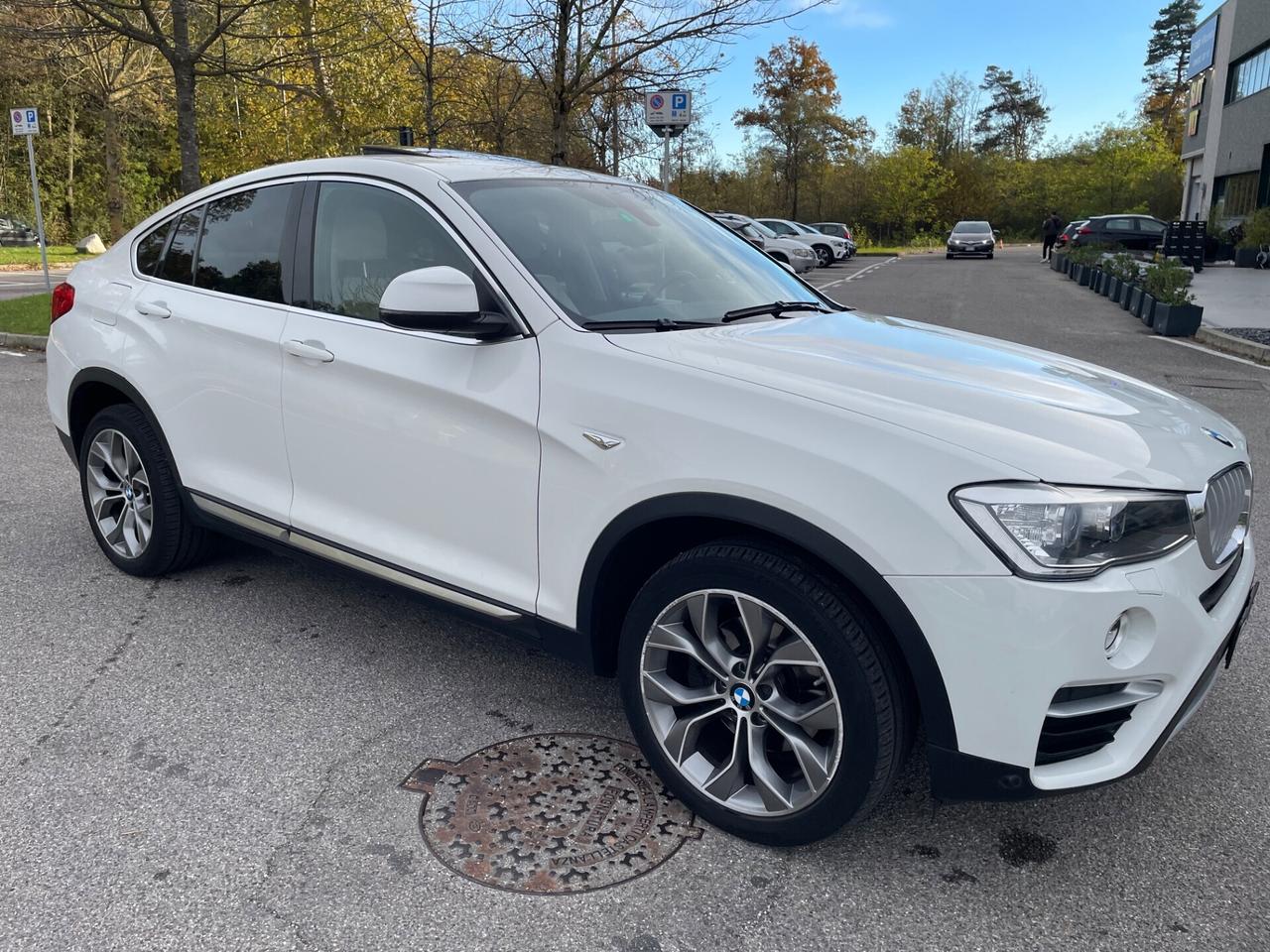 Bmw X4 xDrive20d xLine*Gancio traino*Pelle*Navi*Tetto*
