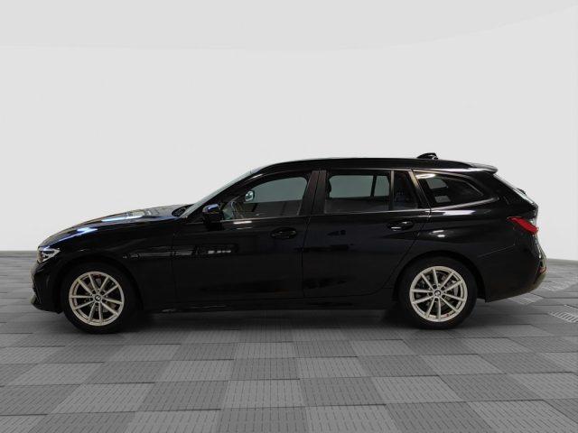 BMW 320 Serie 3 (G20/G21) d Touring Business Advantage a