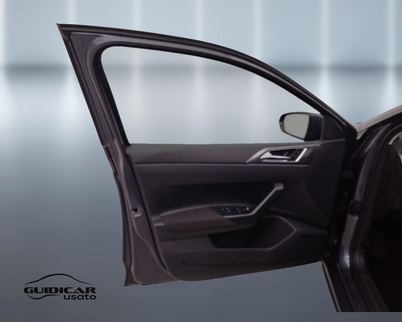 VOLKSWAGEN Polo VI 2022 - Polo 1.0 tsi Style 95cv