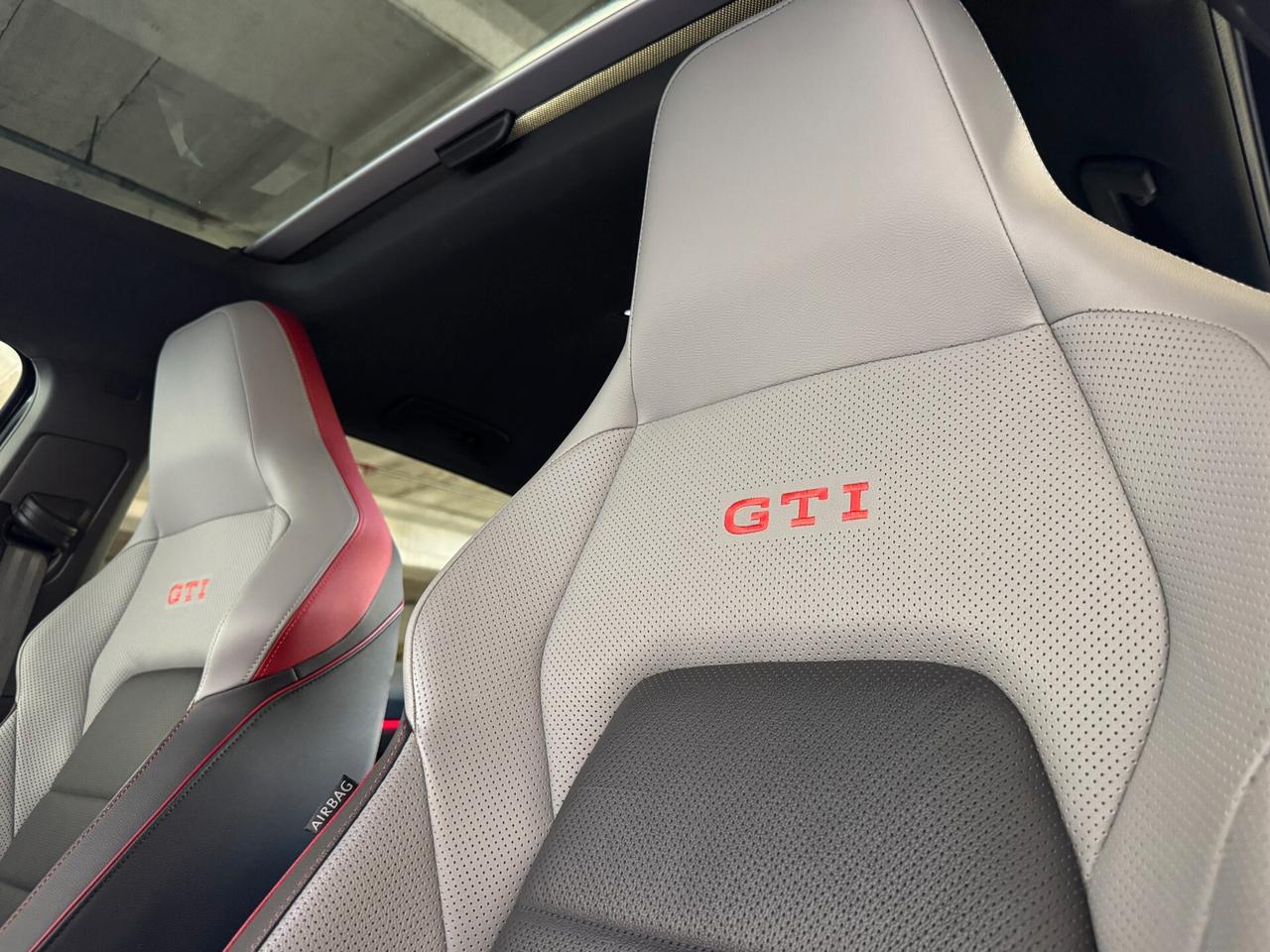 Volkswagen Golf GTI 2.0 TSI
