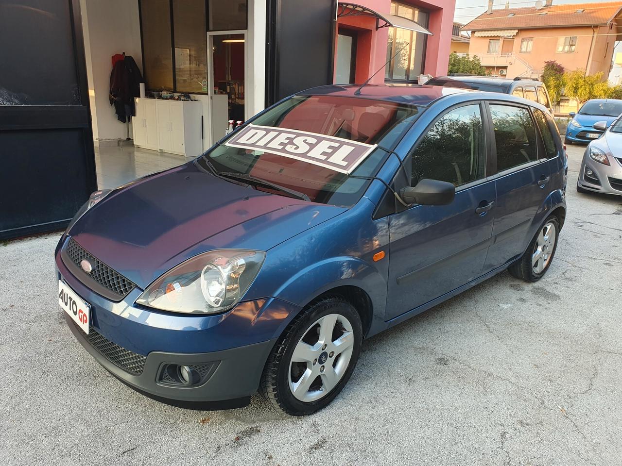 Ford Fiesta 1.4 TDCi 5p. Neopatentati manuale 2006