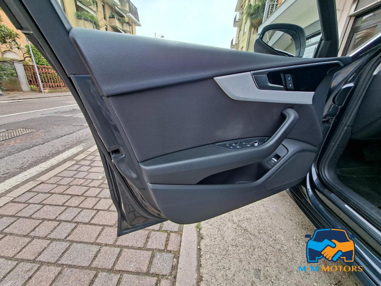 AUDI A4 avant BUSINESS ADVANCE proMMo