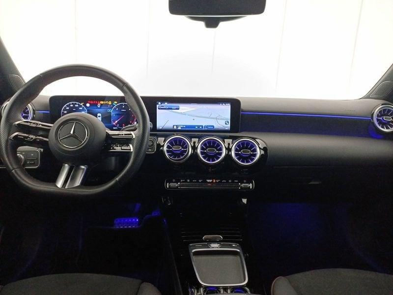 Mercedes-Benz Classe A - W177 2023 A 180 d AMG Line Advanced Plus auto
