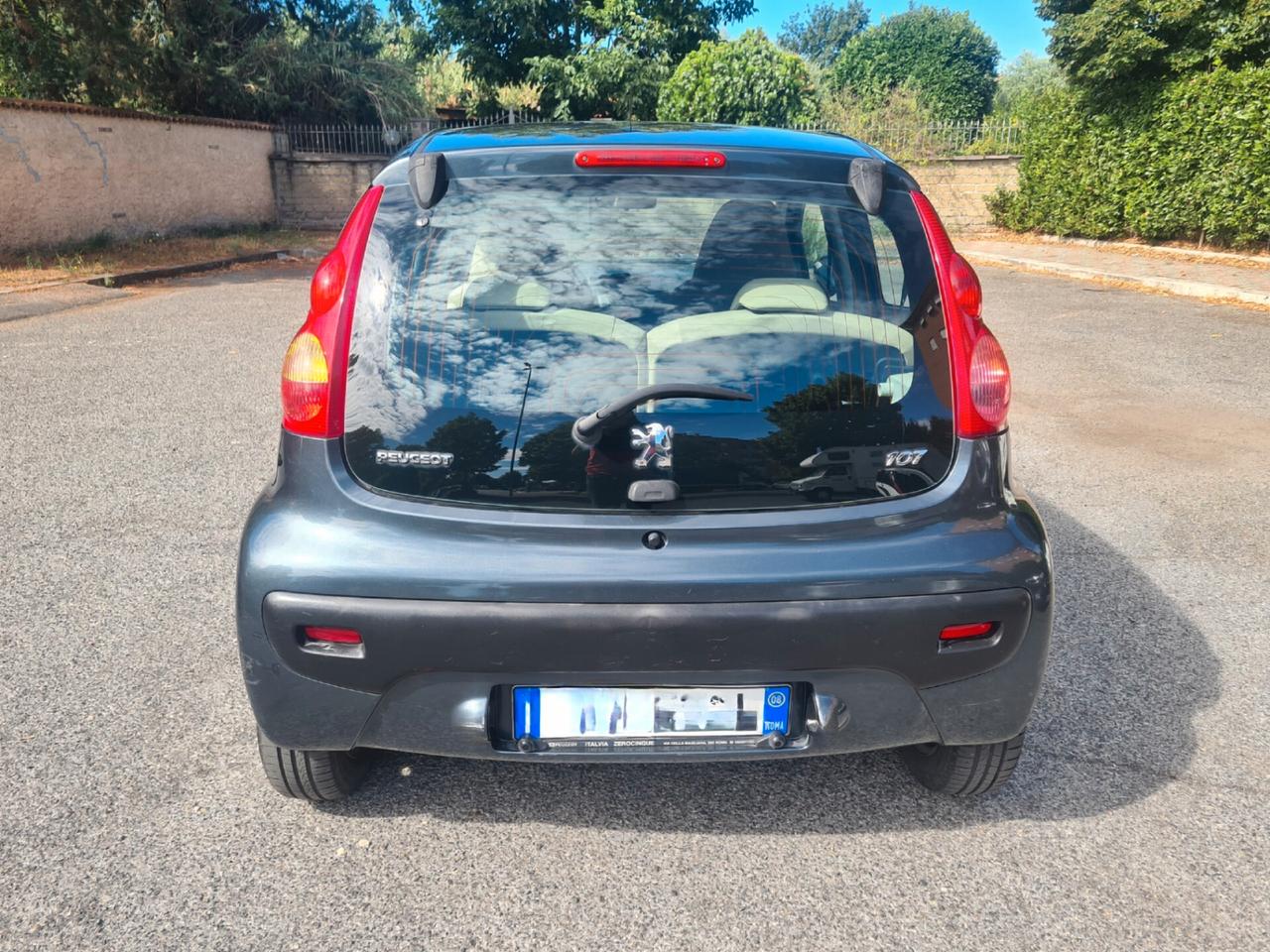 Peugeot 107 1.0 68CV 3p. Plaisir