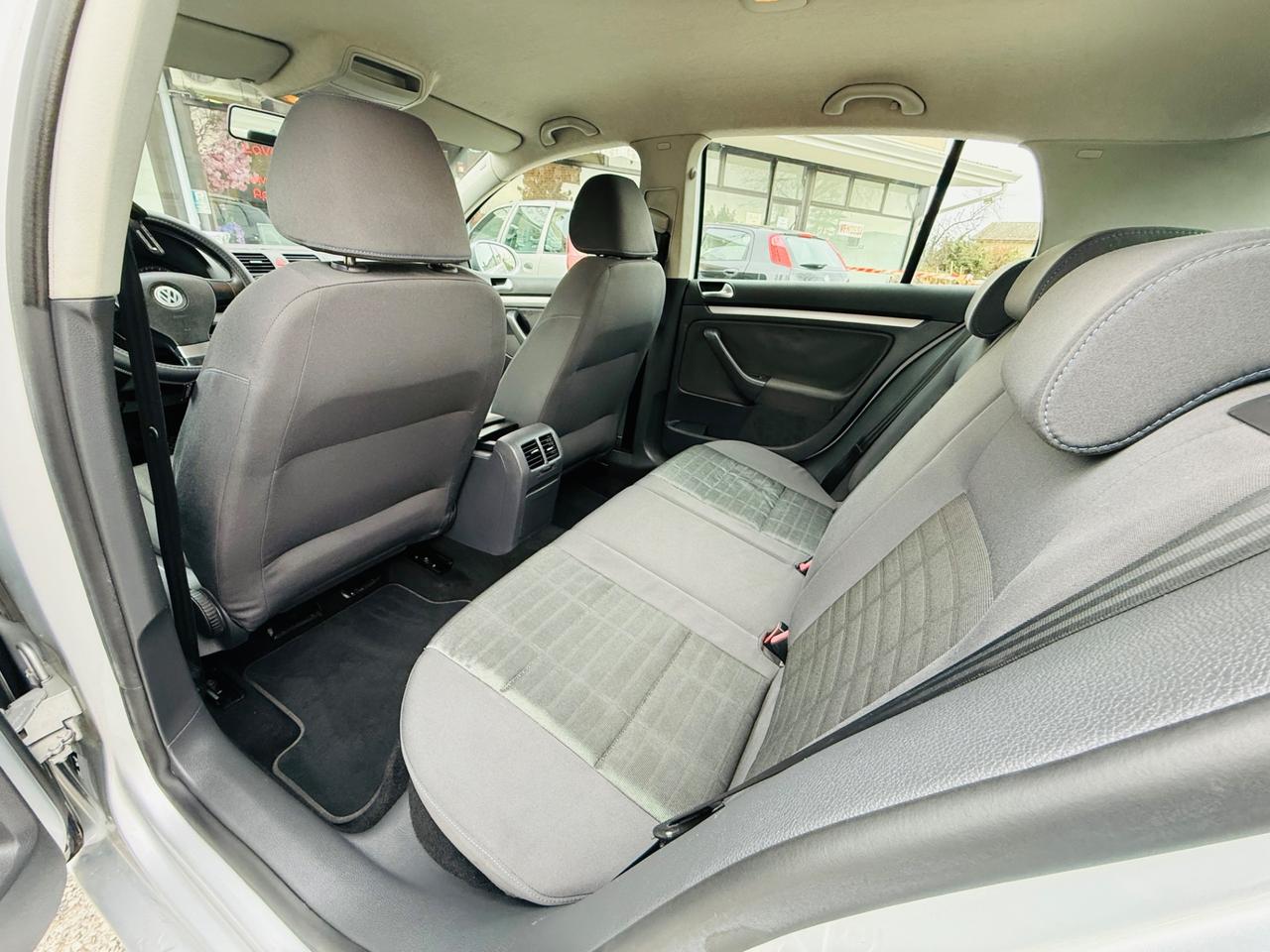 Volkswagen Golf 1.9 TDI 5p.