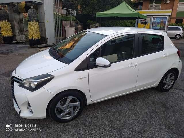Toyota Yaris Yaris III 2015 5p 1.5h Active