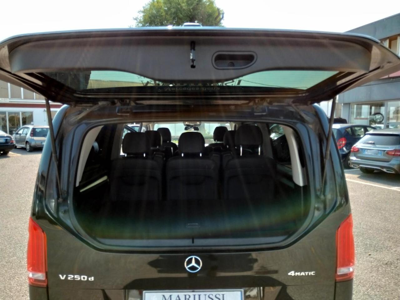 Mercedes-benz V 250 d Automatic 4Matic Premium Extralong