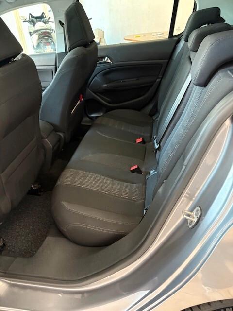 Peugeot 308 BlueHDi 120 S&S EAT6 GT Line