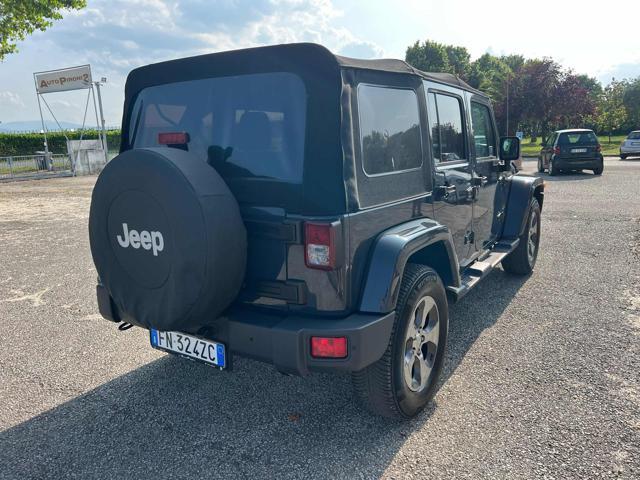 JEEP Wrangler Unlimited 2.8 CRD DPF Sahara Auto
