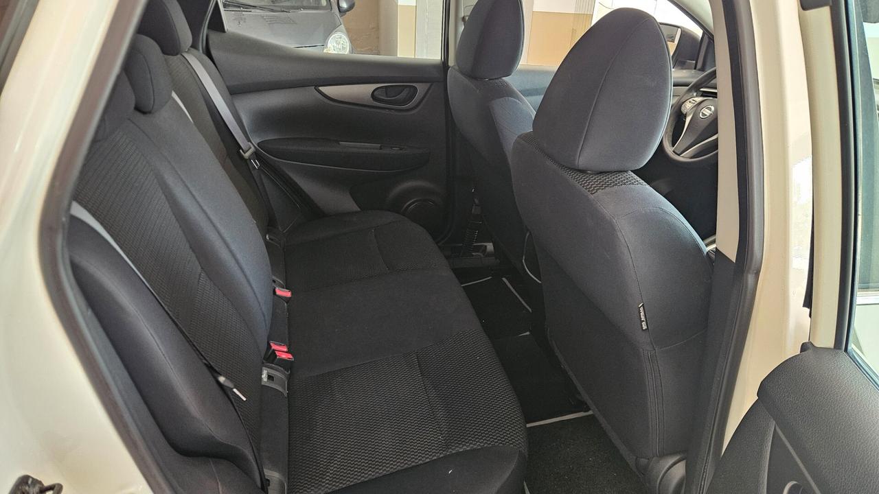 Nissan Qashqai 1.5 dCi Visia