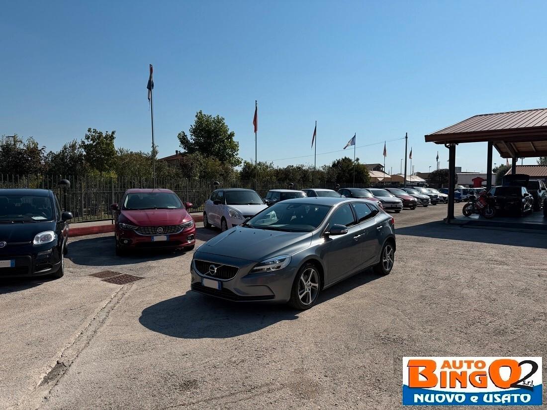 Volvo V40 D2 Business