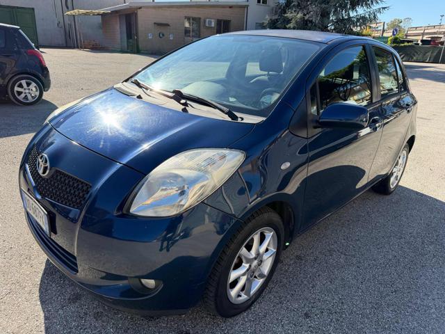 TOYOTA Yaris 1.0 5 porte Sol senza nessun lavoro da fare