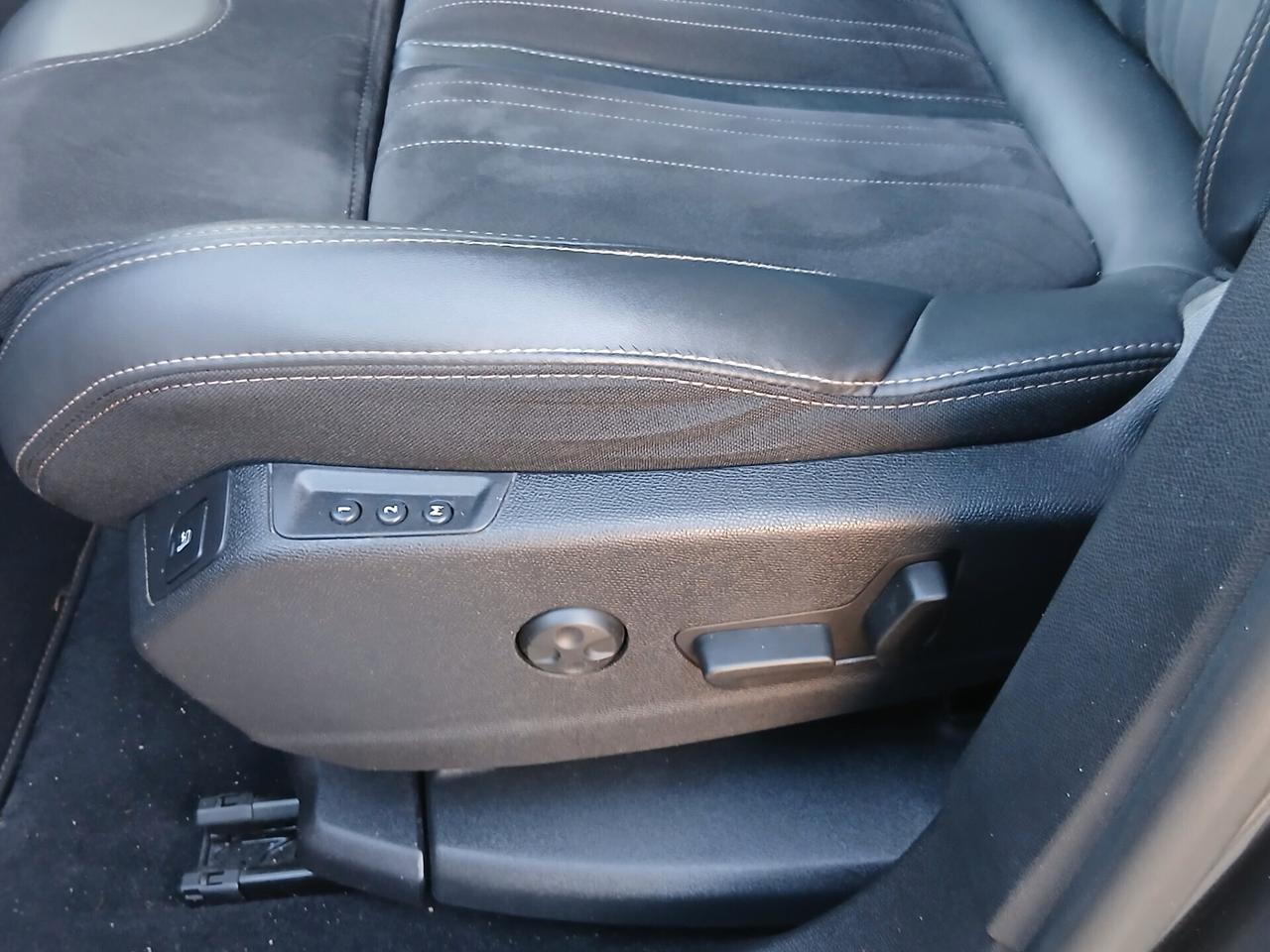 Peugeot 3008 BlueHDi 130 S&S EAT8 GT