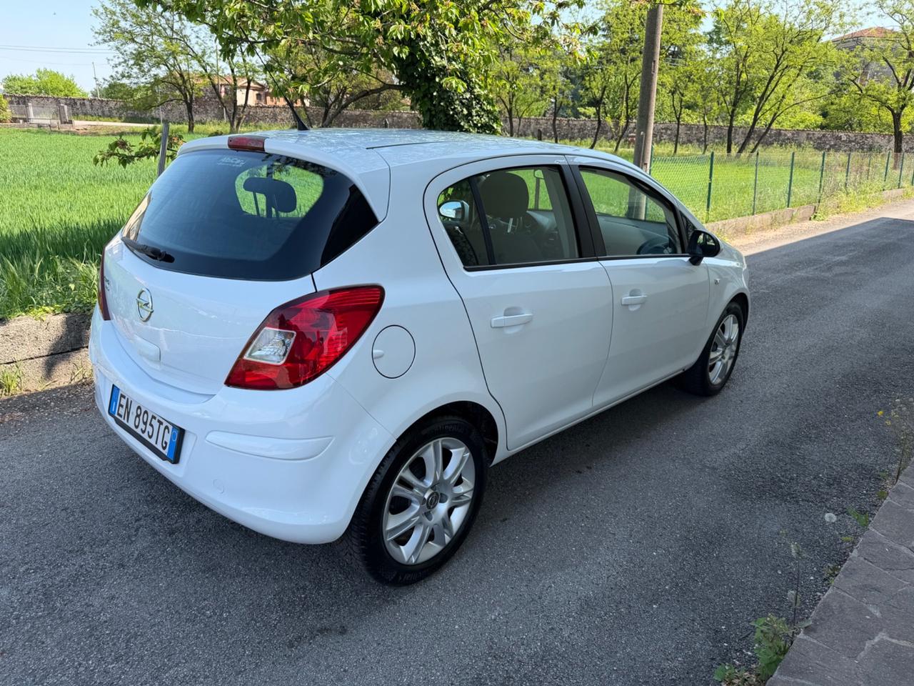 Opel Corsa 1.2 85CV 5 porte GPL-TECH Elective