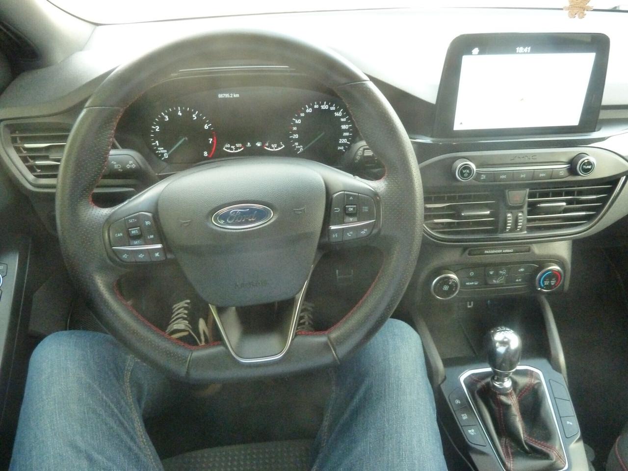 Ford Focus 1.0 125 CV ST Line OK neopatentati