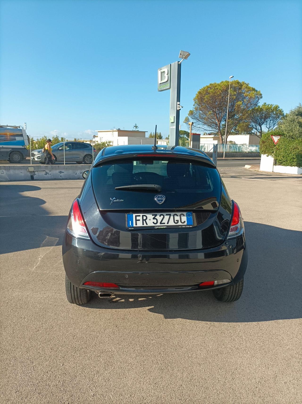 Lancia Ypsilon 1.2 69 CV 5 porte GPL Ecochic Gold