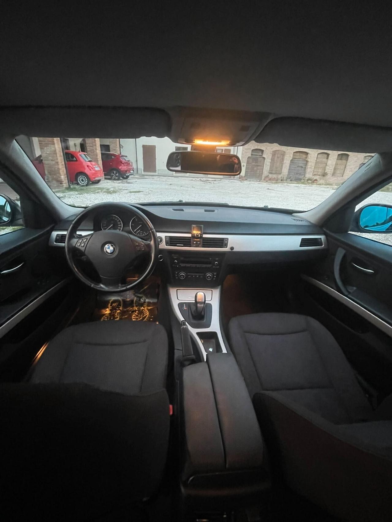 Bmw 320 320d cat Touring Attiva