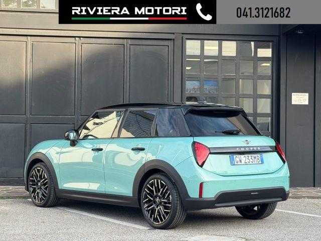MINI Mini 5 Porte Cooper C Favoured