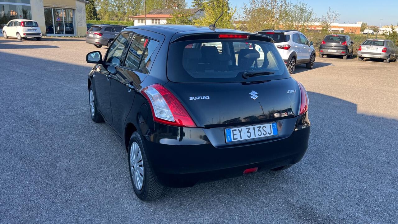 Suzuki Swift 1.2 VVT 5 porte B-cool 4WD + GPL