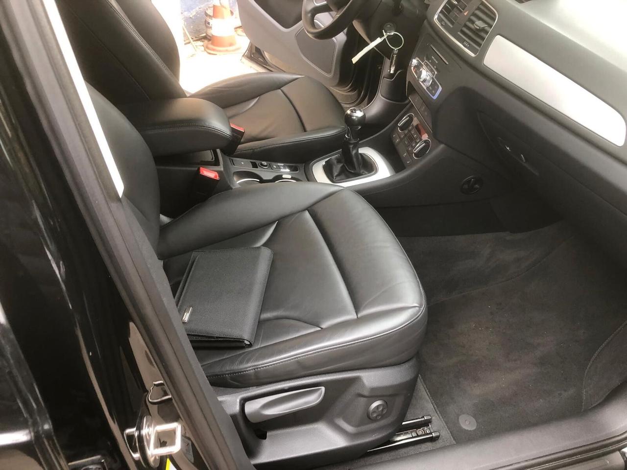 Audi Q3 2.0 TDI 150 CV Business