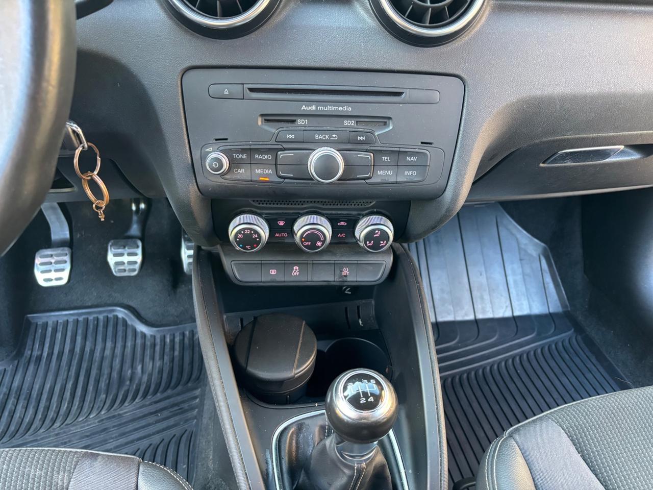 Audi A1 1.6 TDI S line 5 PORTE