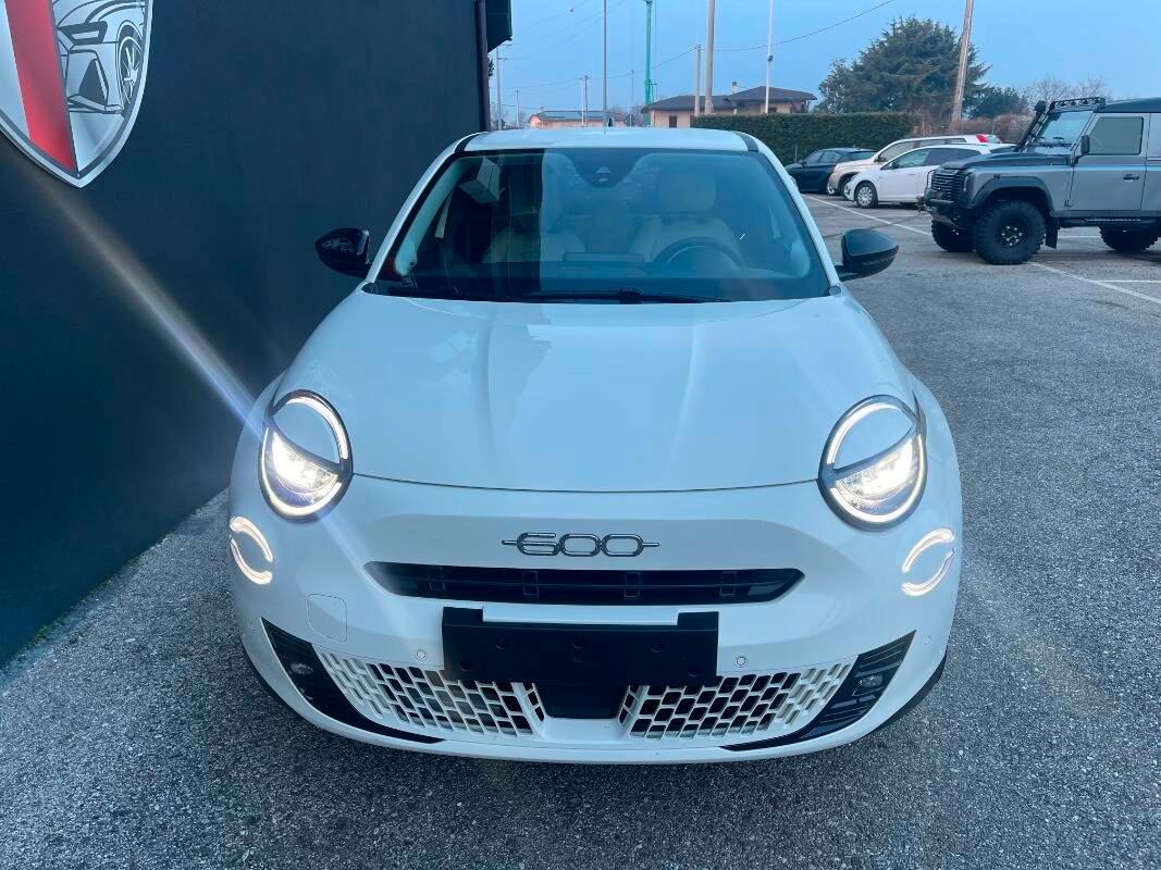 Fiat 600 1.2 hybrid La Prima II 110cv auto