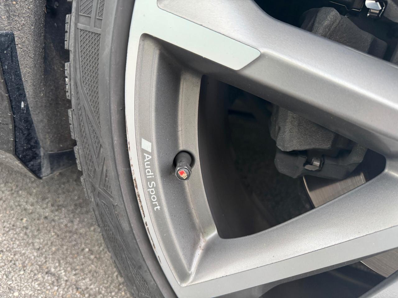 Audi A6 Avant 45 3.0 TDI quattro ultra S tronic Business Sport