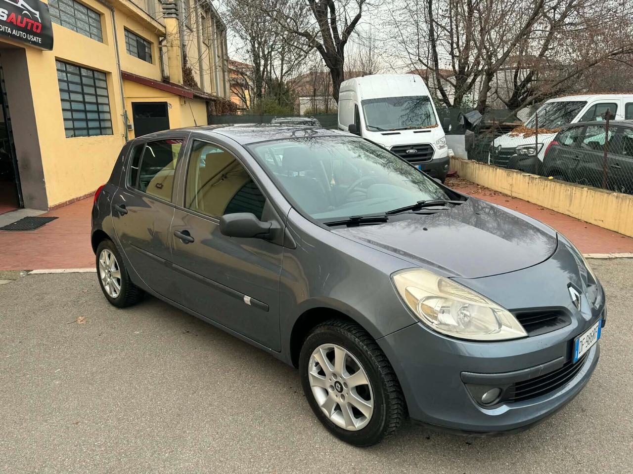 Renault Clio 1.2 Benzina 5 porte 55 KW