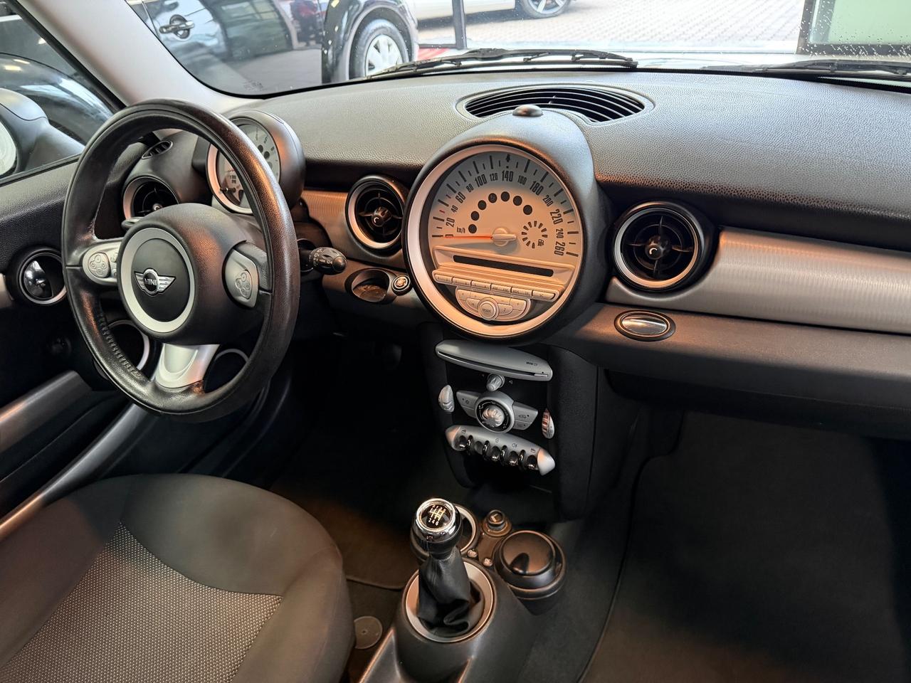 Mini one 1.4i 16v trigger BELLISSIMA NUOVA !