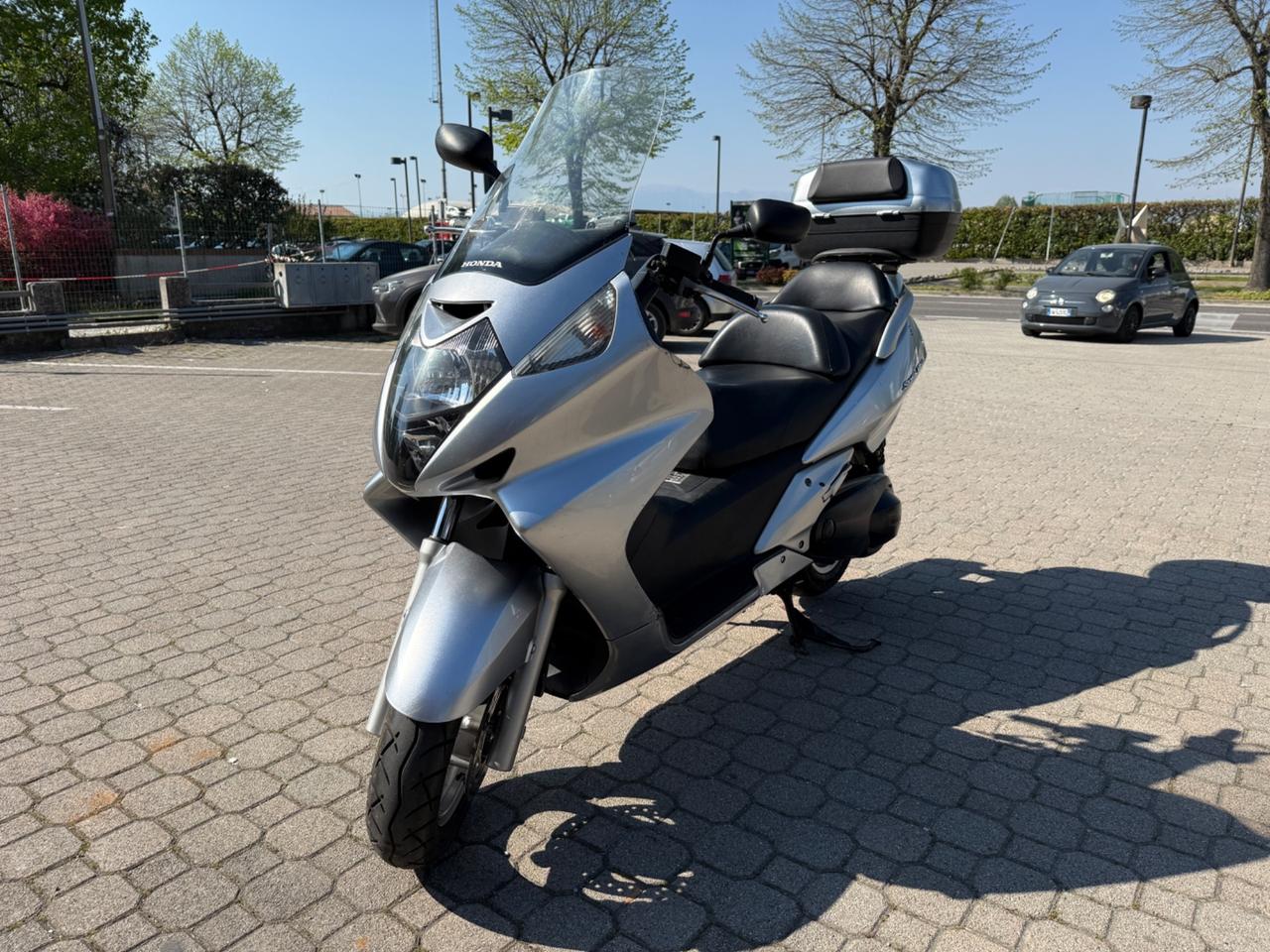 Honda Silver Wing 600